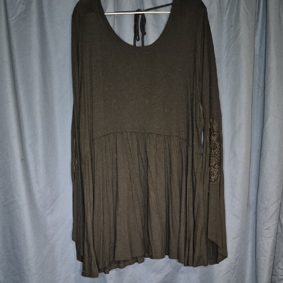 Torrid Charcoal Long Sleeve Tunic - Picture 1 of 4